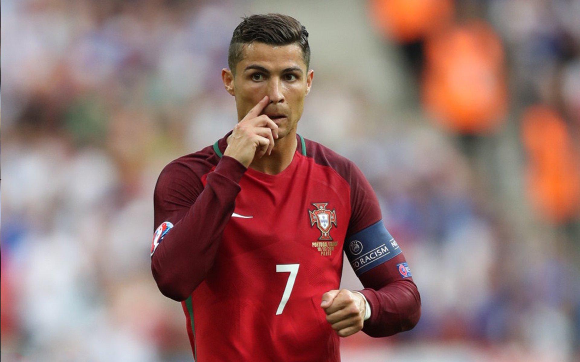 萨哈直言曼联引援策略失误，哲凯替代凯恩？葡萄牙竞技压力难比英超豪门