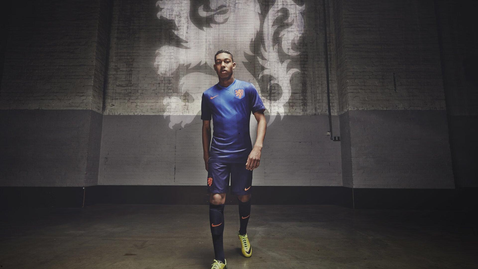 篮球赛场风云再起,巴斯与韦伯斯特引领辽宁广厦双双告捷