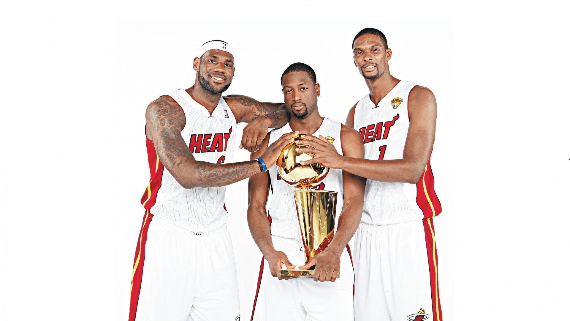 欧足联调整处罚尺度，拜仁上诉成功，路易斯-迪亚斯欧冠禁赛减为两场