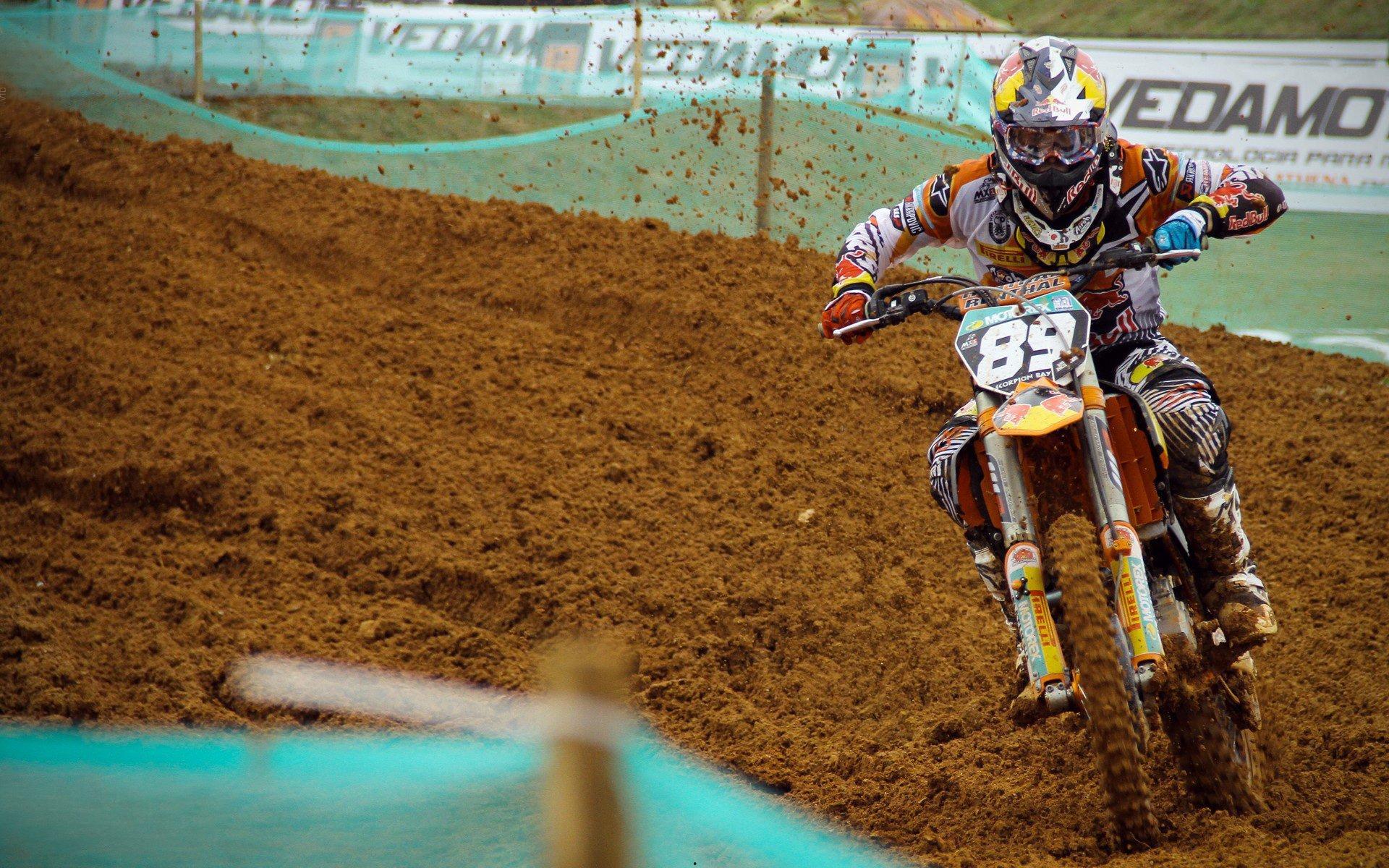 图赫尔欲与阿诺德沟通 夸安萨领跑右后卫竞争