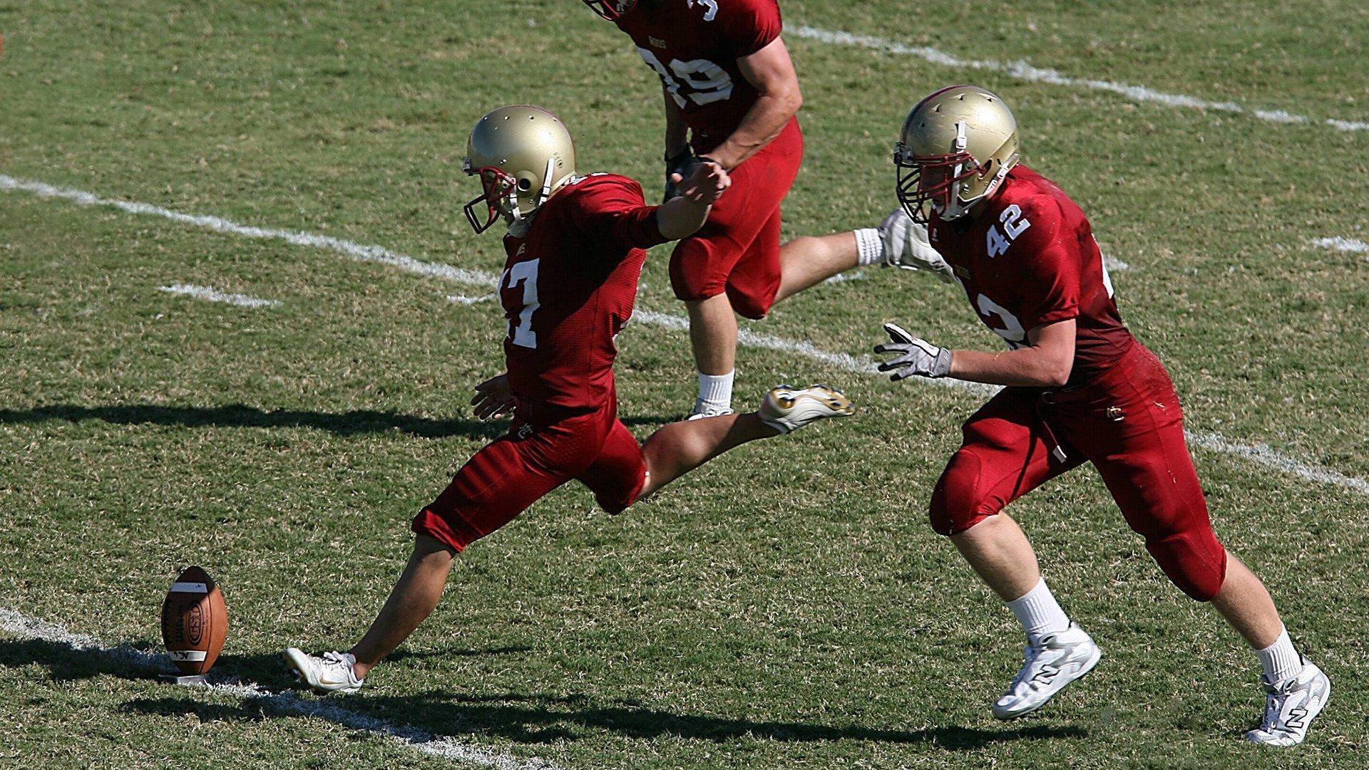 环足奖年度最佳女足球员三强争锋 邦马蒂普特利亚斯凯莉角逐足坛最高荣誉
